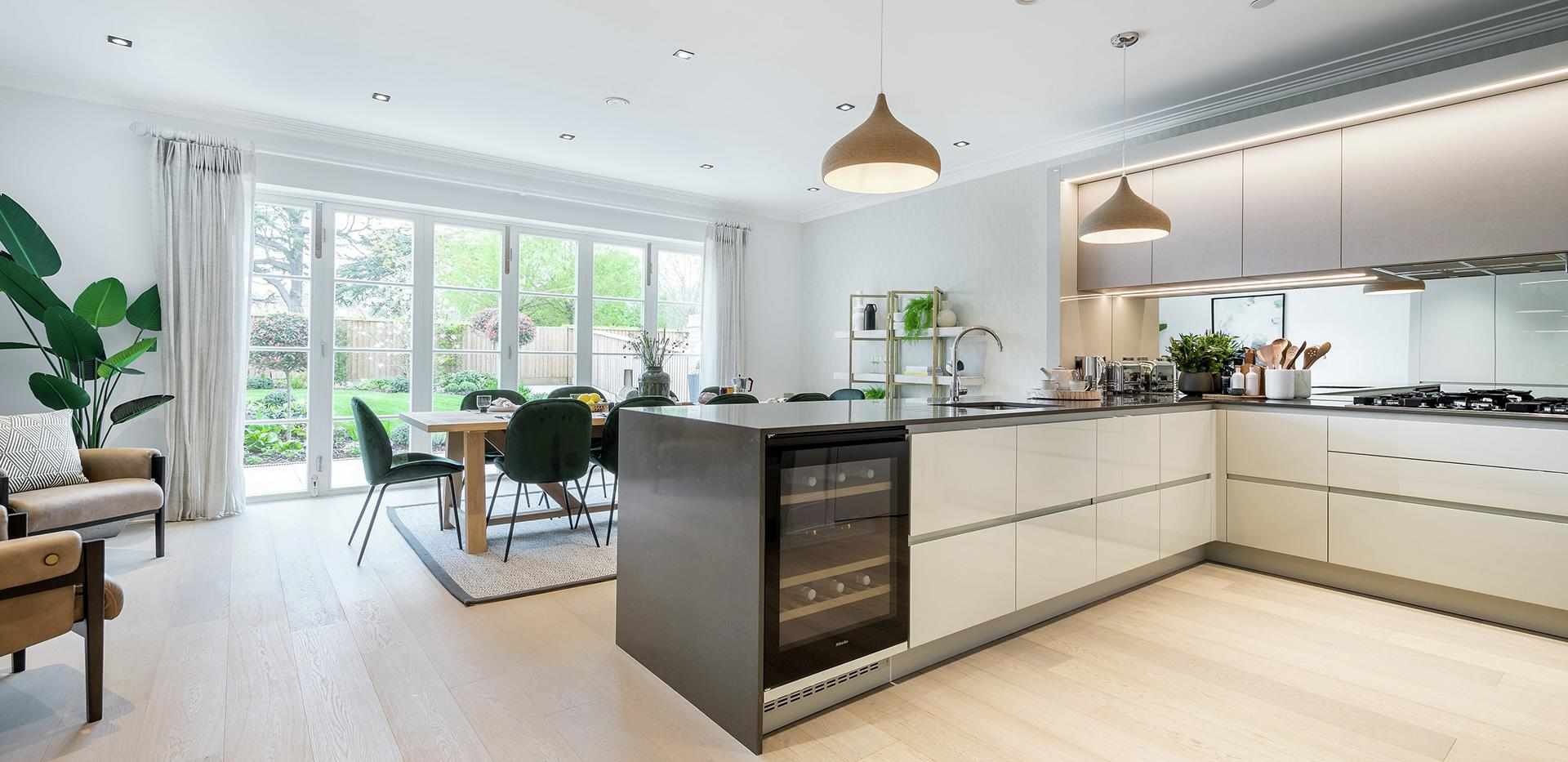 St James, Fitzroy Gate, House 32