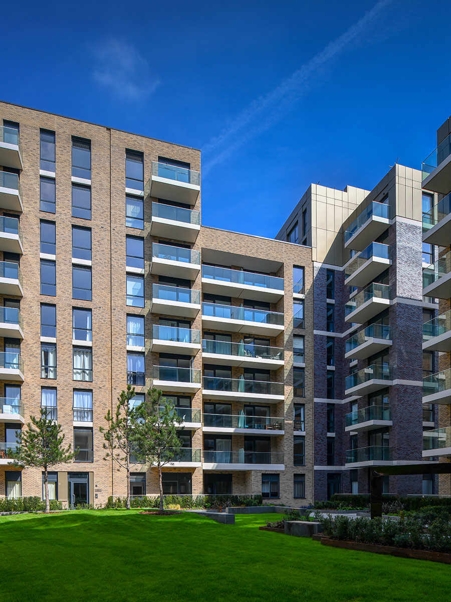 Berkeley, Queenshurst, Exterior