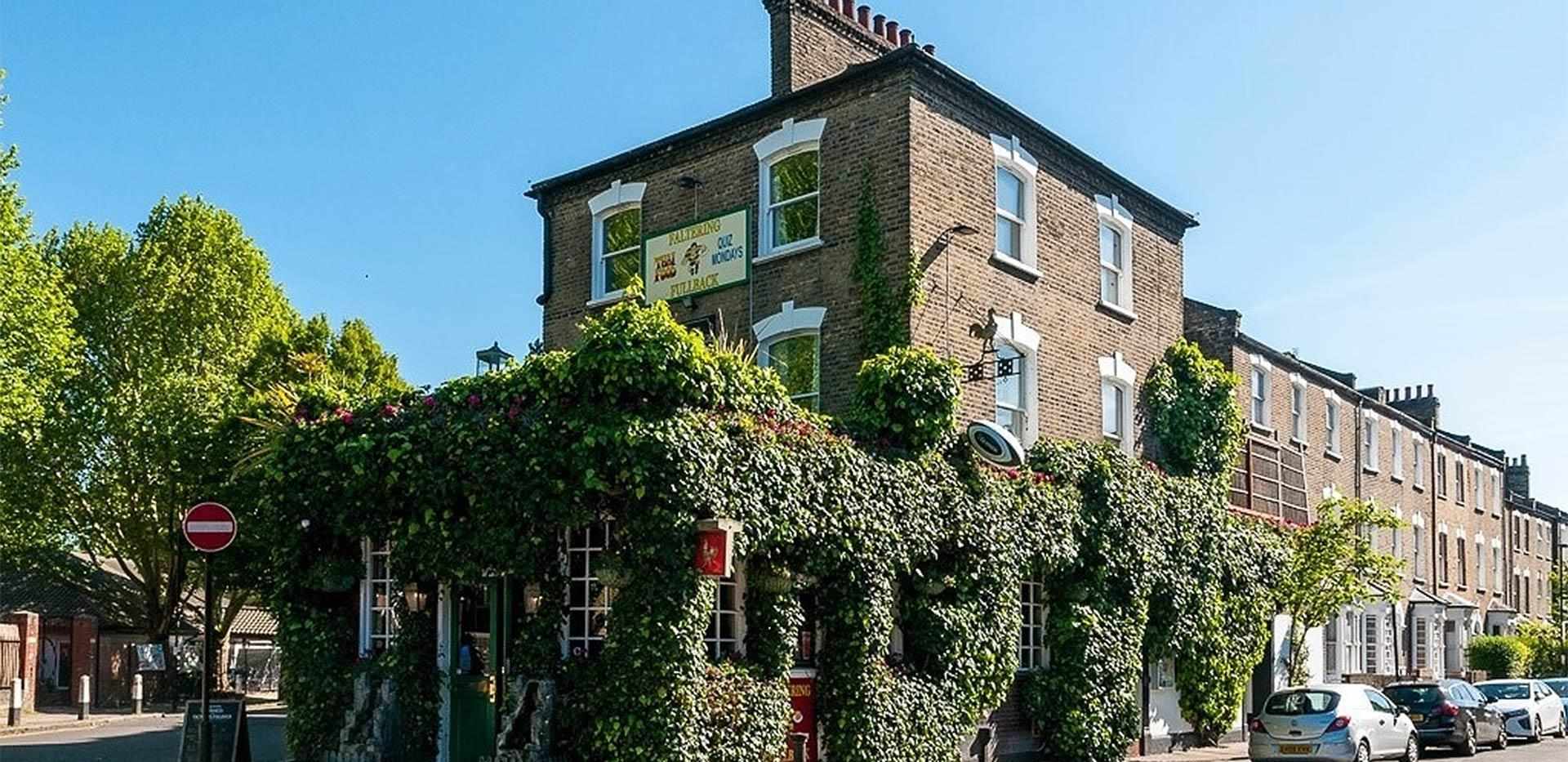 St William, The Cottonworks, Local Area, Faltering Fullback Public Inn