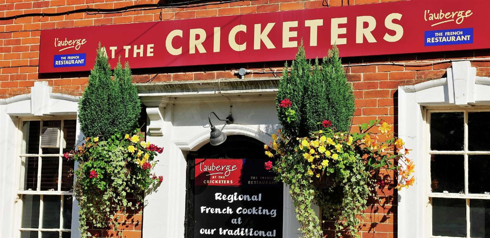 Berkeley, Edenbrook, Fleet, Local Area, Cricketers