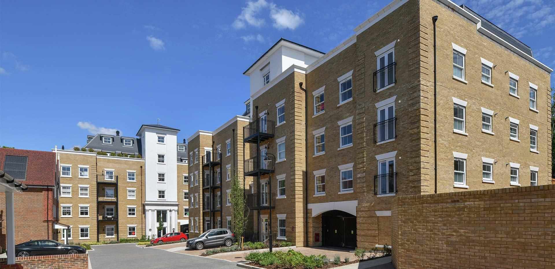 Berkeley, Royal Wells Park, Apartments, Exterior