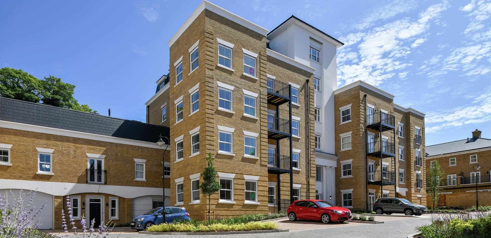 Berkeley, Royal Wells Park, Apartments, Exterior