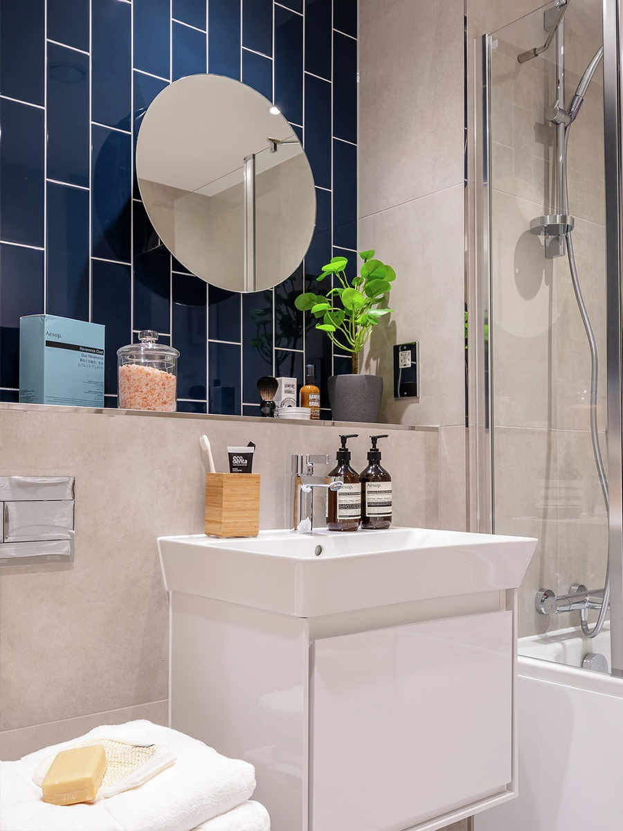 St William, The Cottonworks, Bathroom