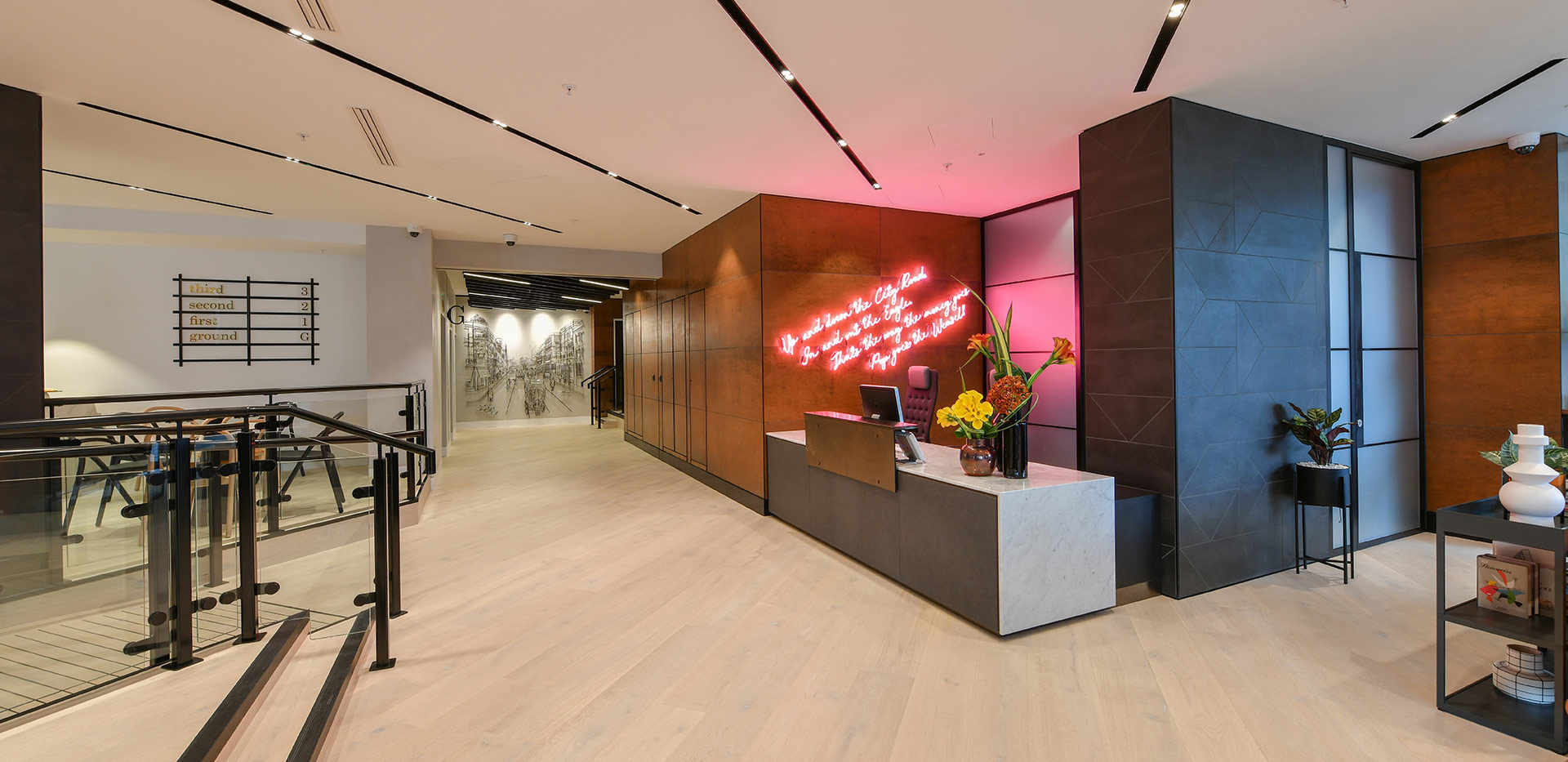 Berkeley, 250 City Road, Facilities, Concierge