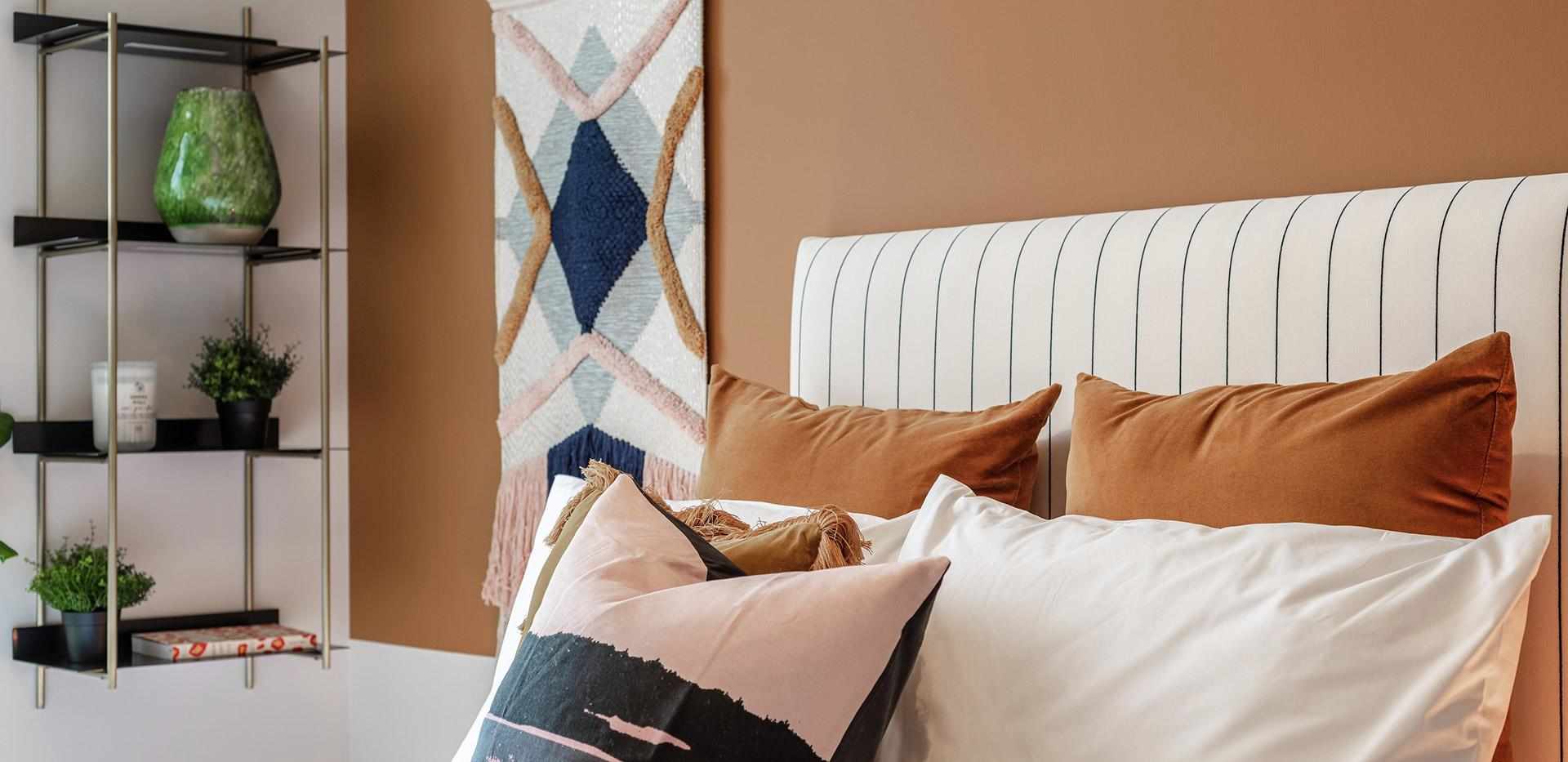 St William, Fairwood Place,  Bedroom - Close Up