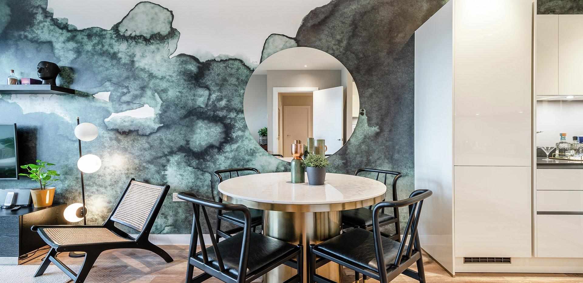 St William, Fairwood Place, Dining