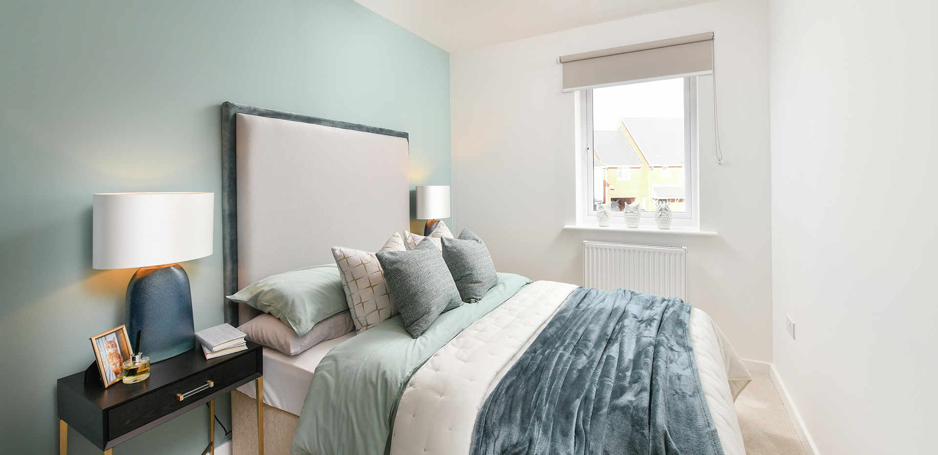 Berkeley, Holborough Lakes,  Bedroom