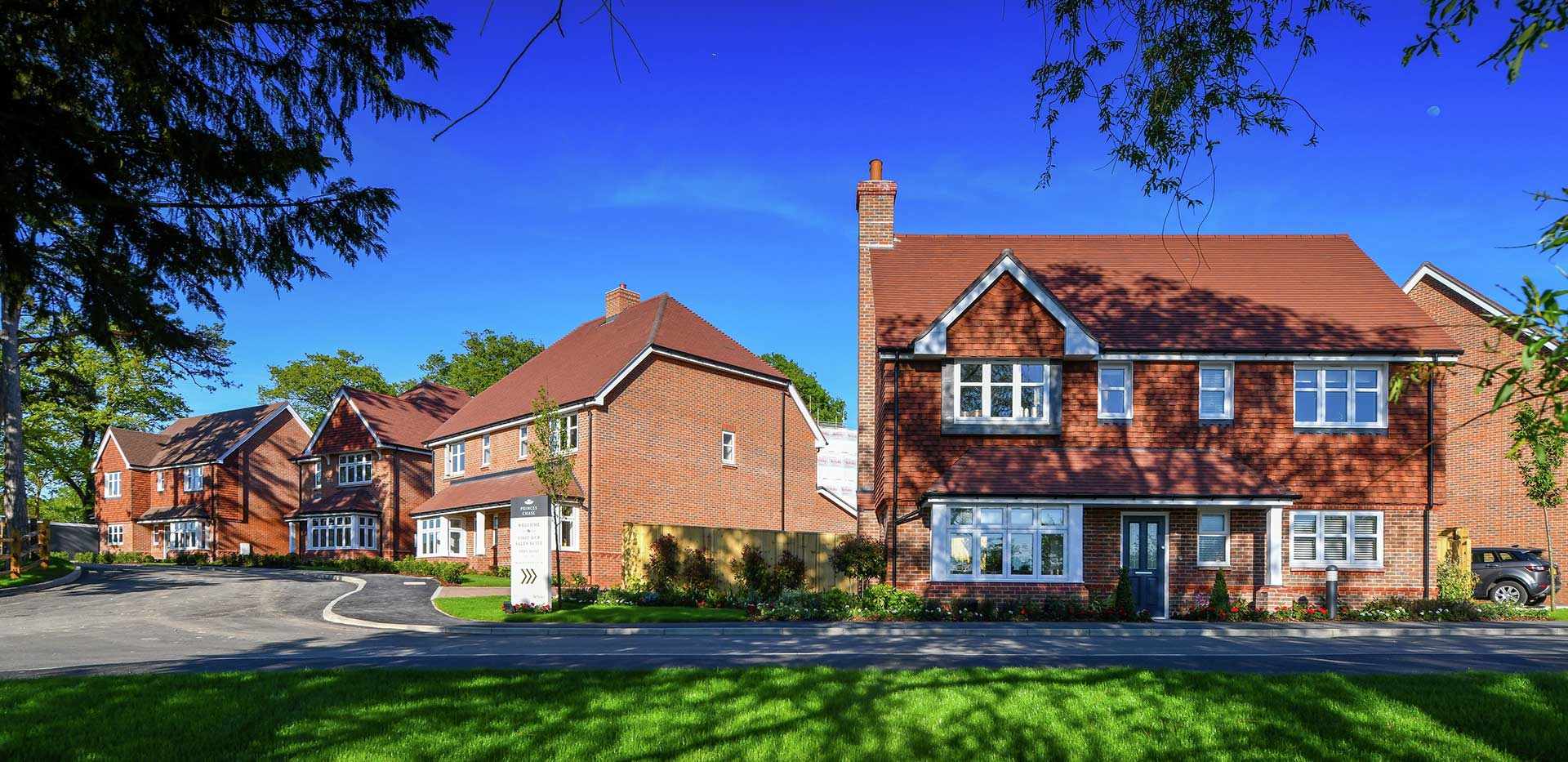 Berkeley, Princes Chase, Exterior