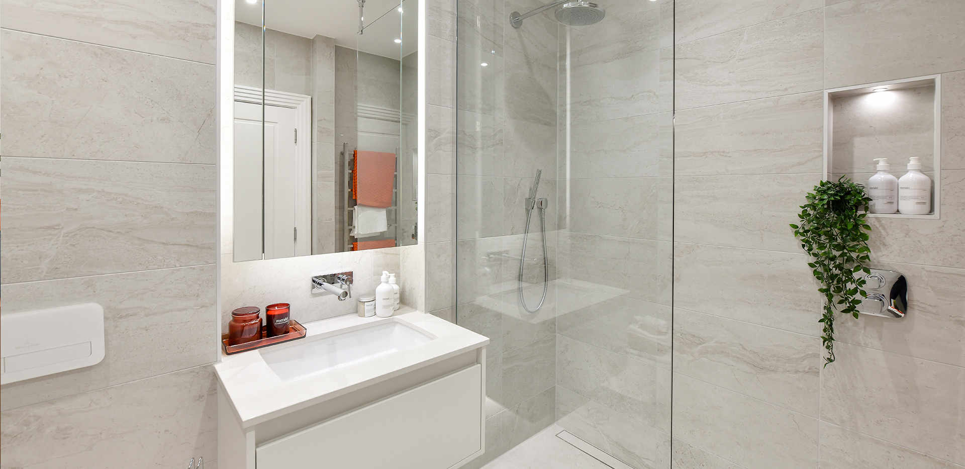 Berkeley, Taplow Riverside, Apartment Interior, Bathroom