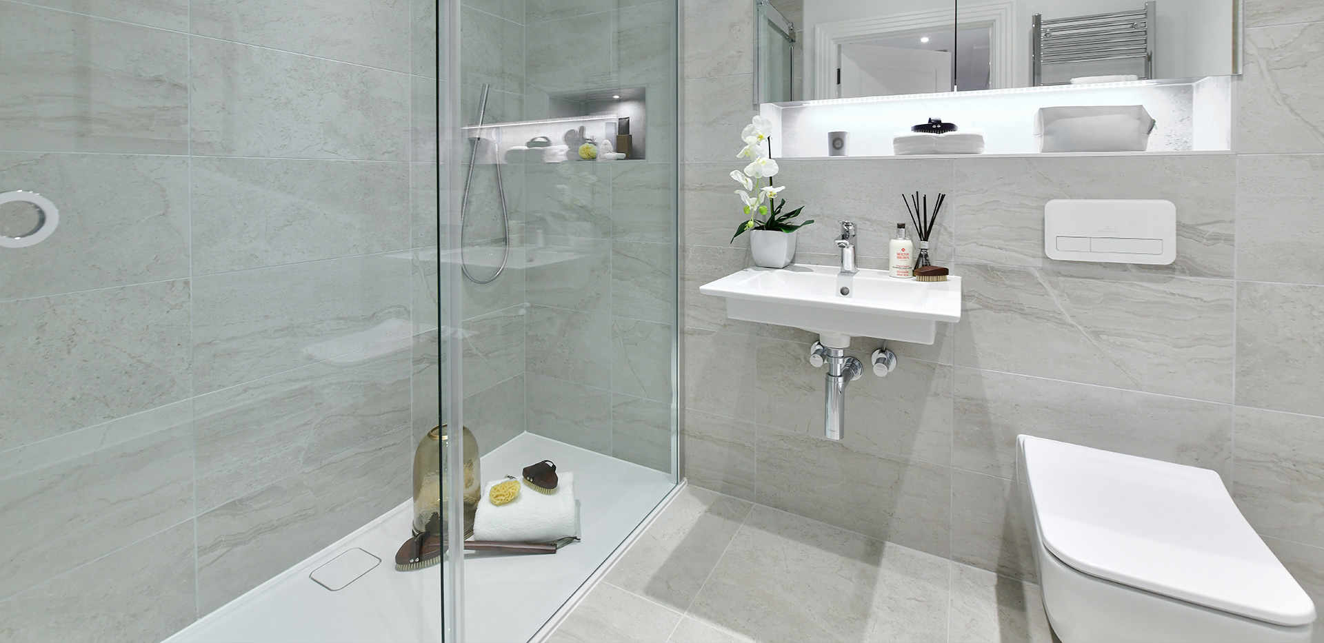 Berkeley, Taplow Riverside, Apartment Interior, Bathroom