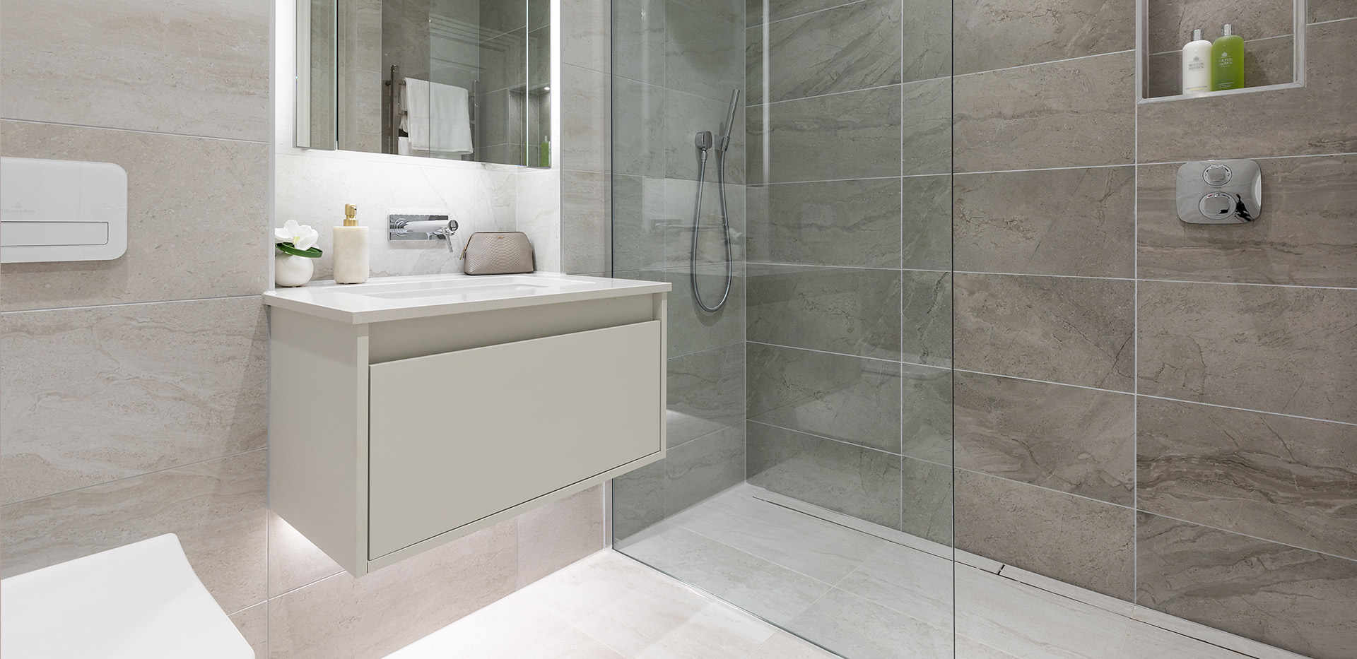 Berkeley, Taplow Riverside, Apartment Interior, Bathroom