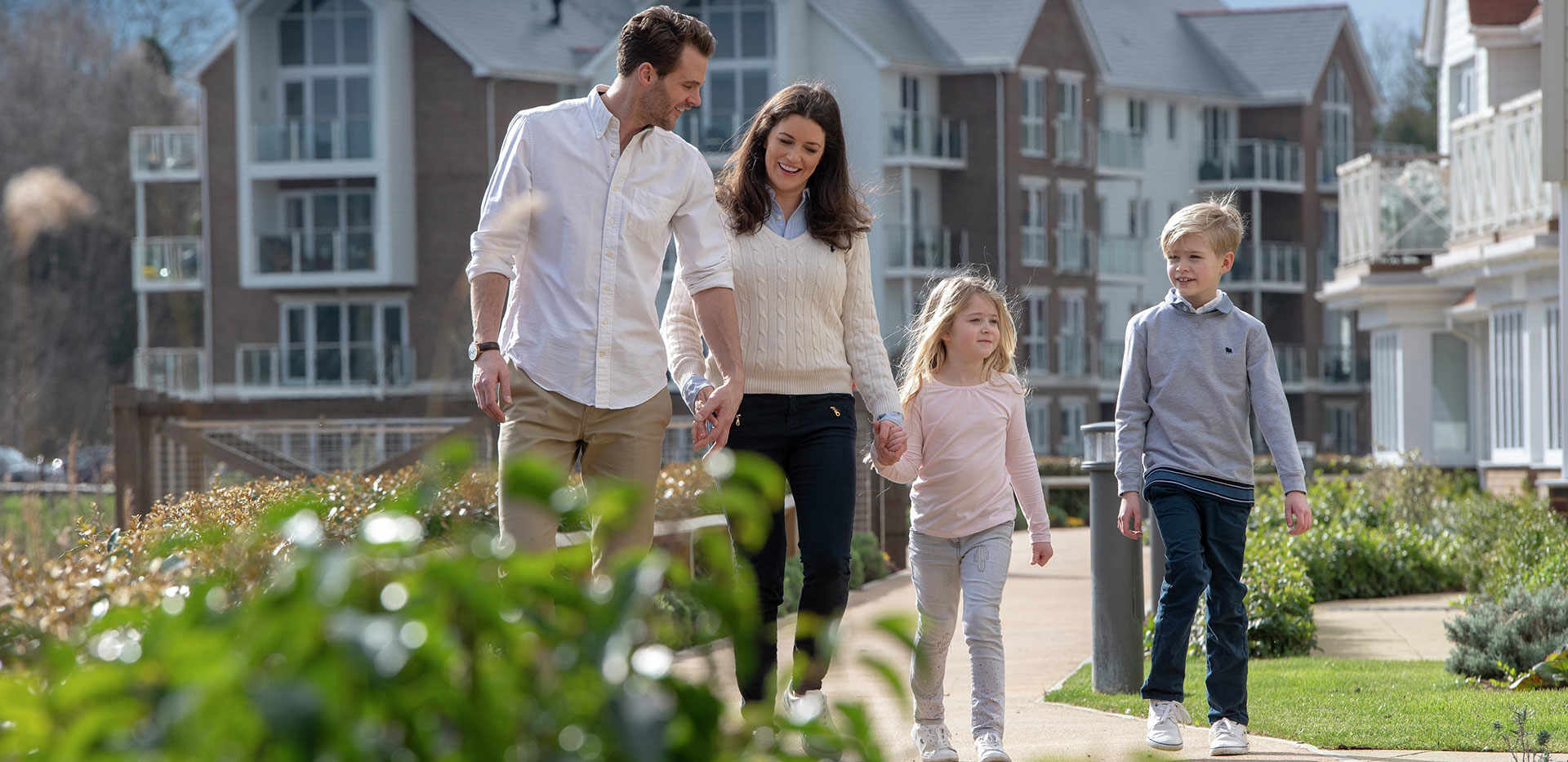 Berkeley, Holborough Lakes, Lifestyle