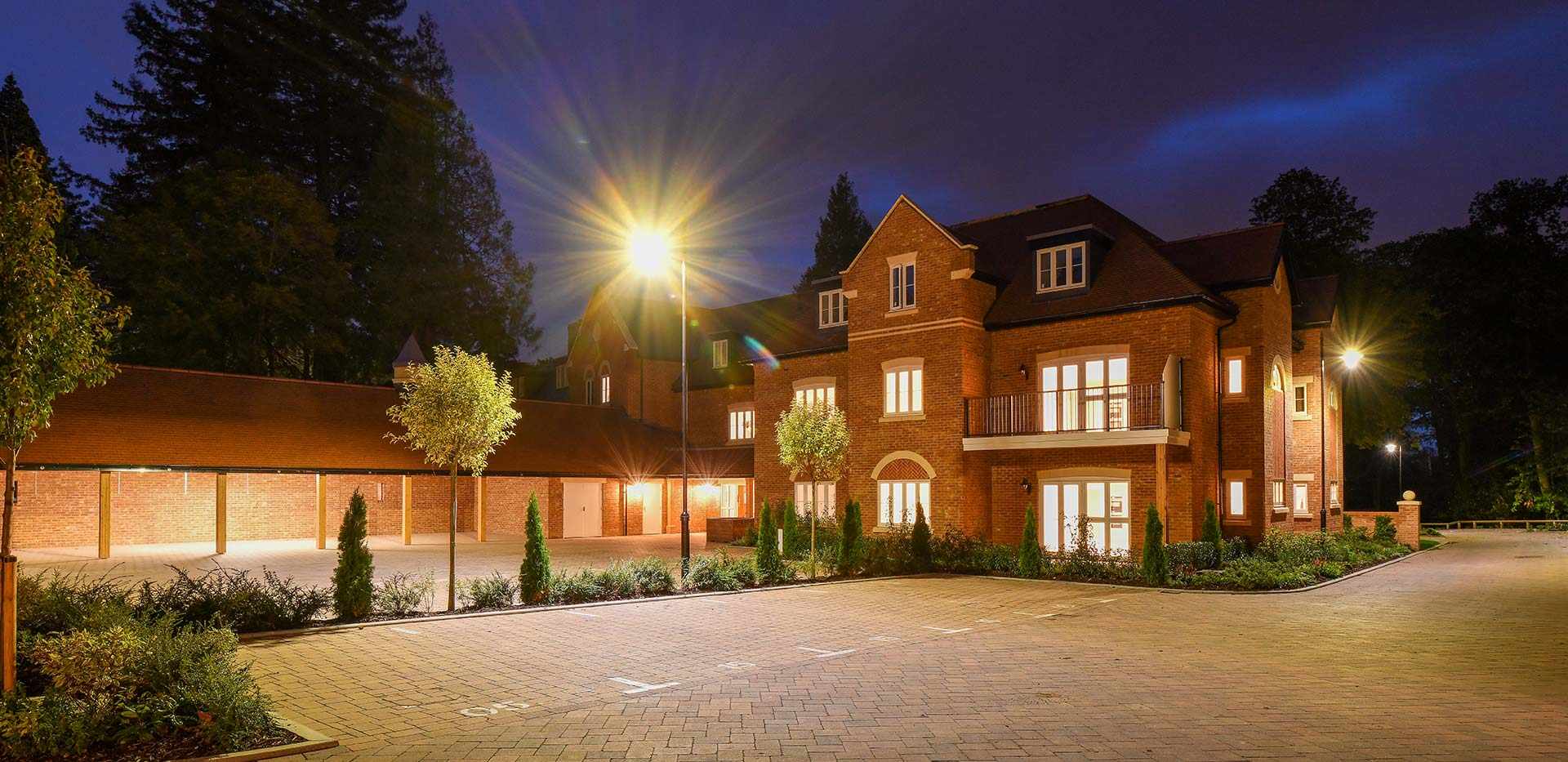 Berkeley, Brompton Gardens, The Brackens, Brackens Exterior