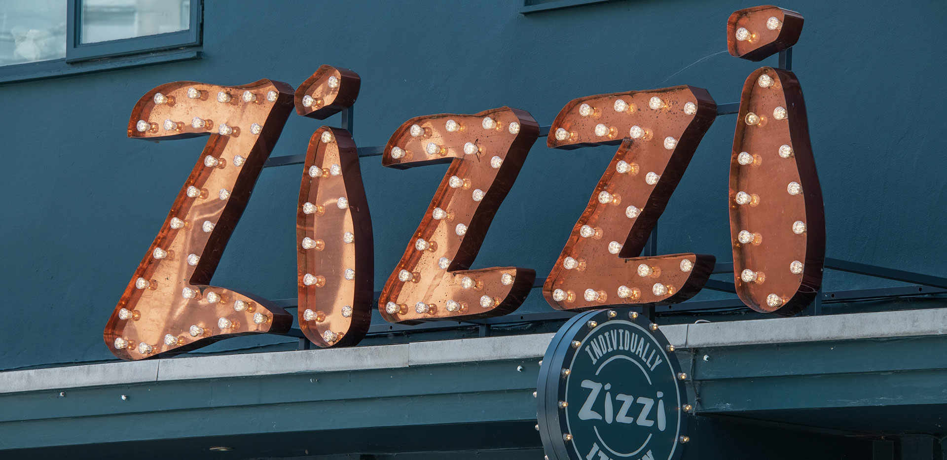 Berkeley, Lumina, Local Area, Zizi