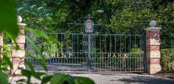 Berkeley, Trent Park, Facilities, Entrance