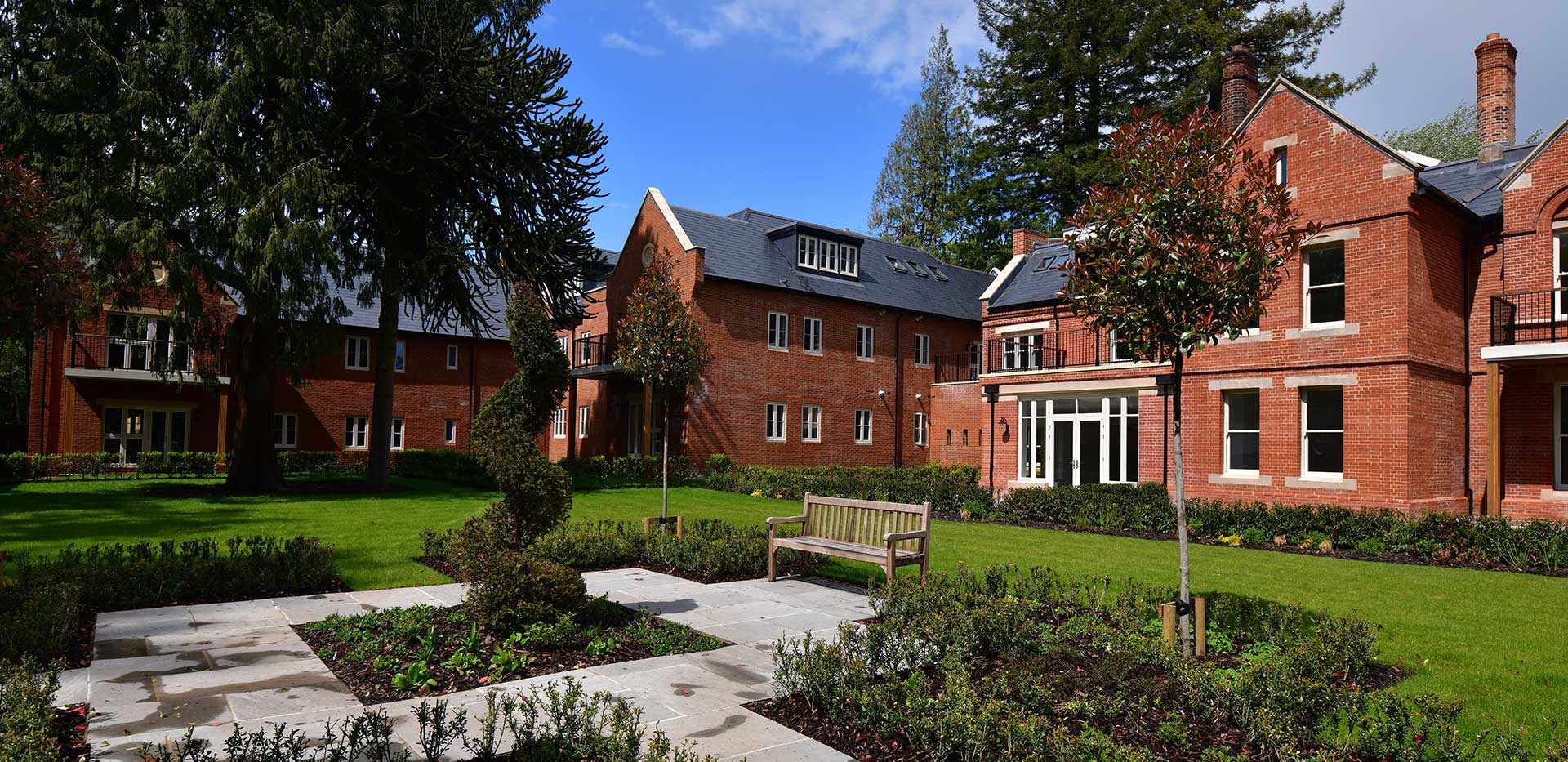 Berkeley, Brompton Garden, Exteriors