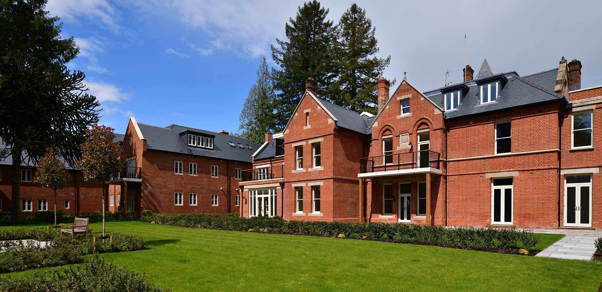 Berkeley, Brompton Garden, Exteriors