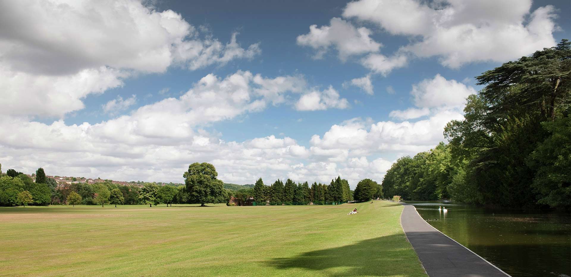 Berkeley, Wye Dene, High Wycombe, Parkland, Local Area