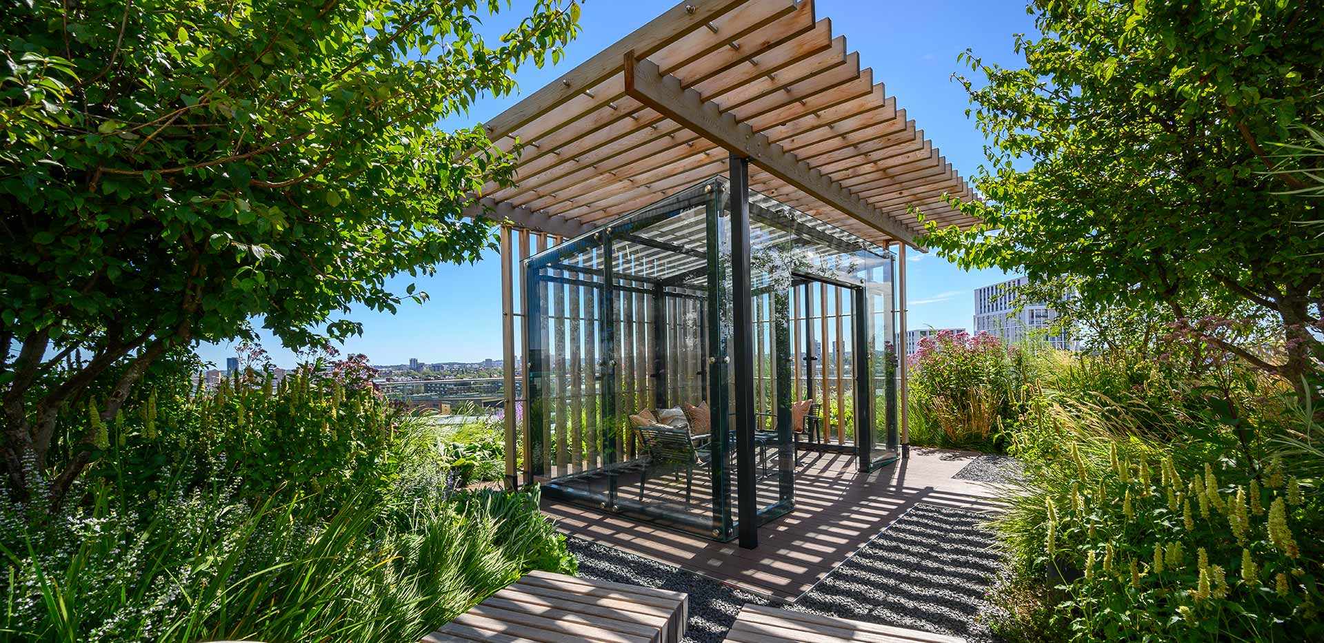 St William, Prince of Wales Drive, Resident Facilities