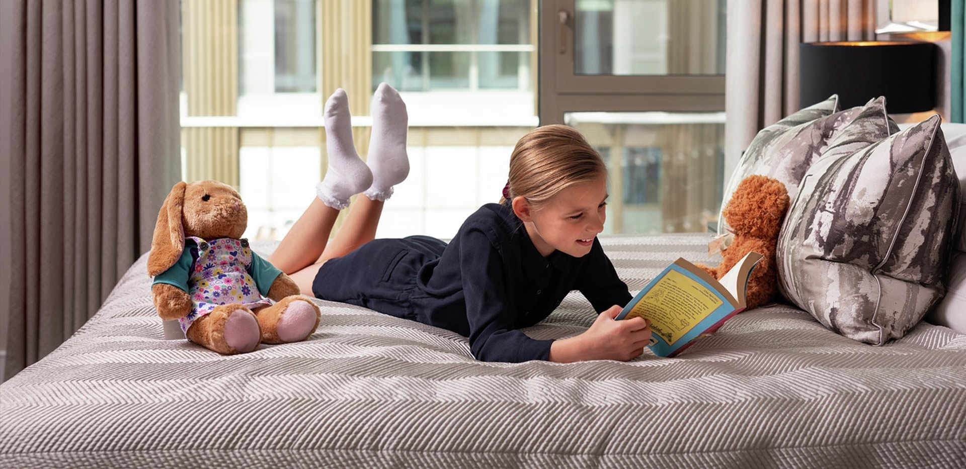 St William, Prince of Wales Drive, Lifestyle