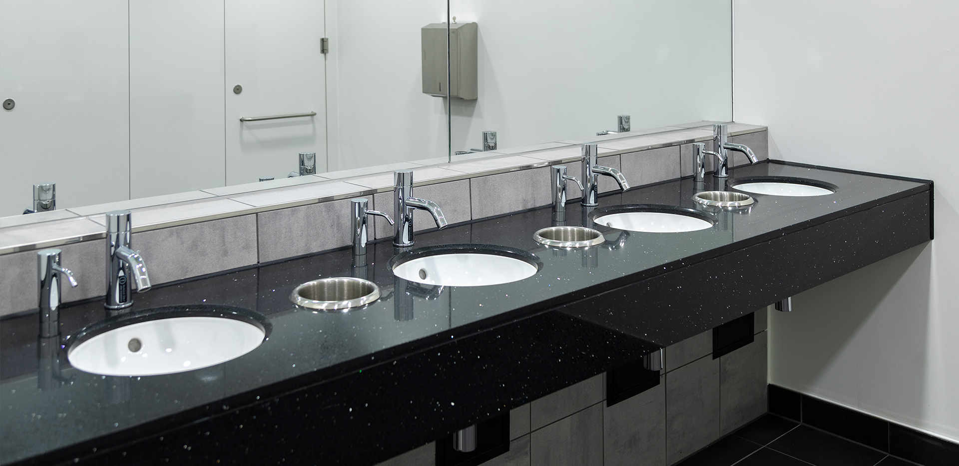 St James, The Corniche, Commercial Units