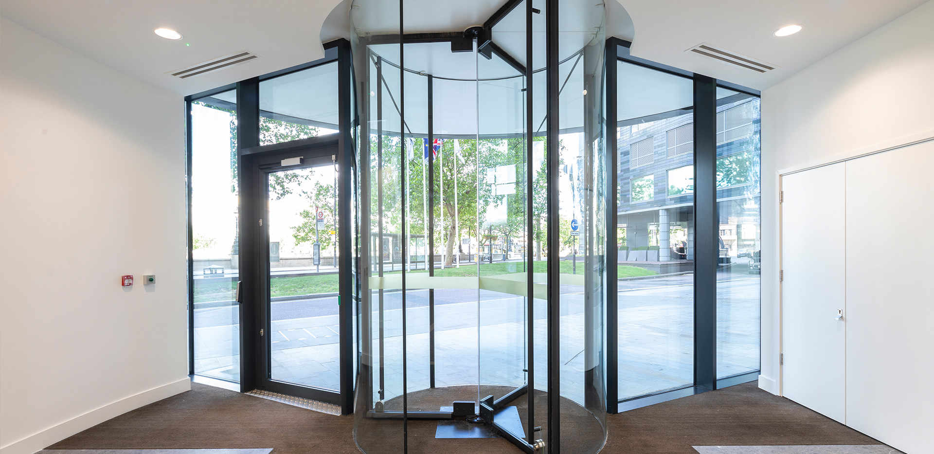 St James, The Corniche, Commercial Units