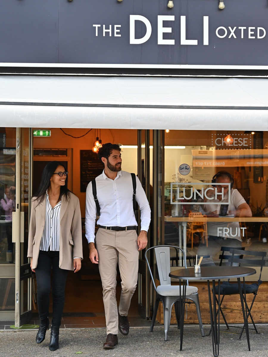 St William, Courtyard Gardens, Lifestyle