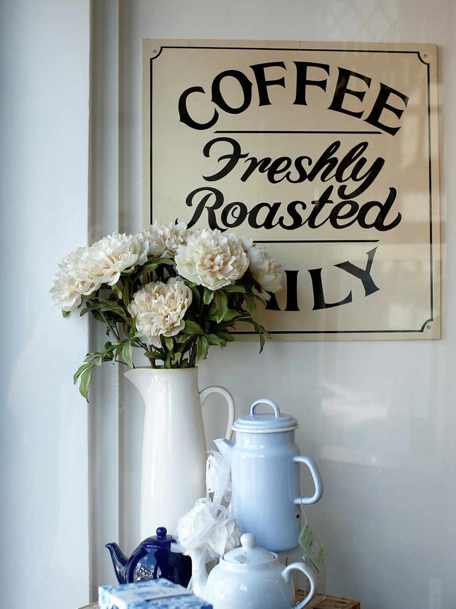 St William, Courtyard Gardens, Oxted Local Area