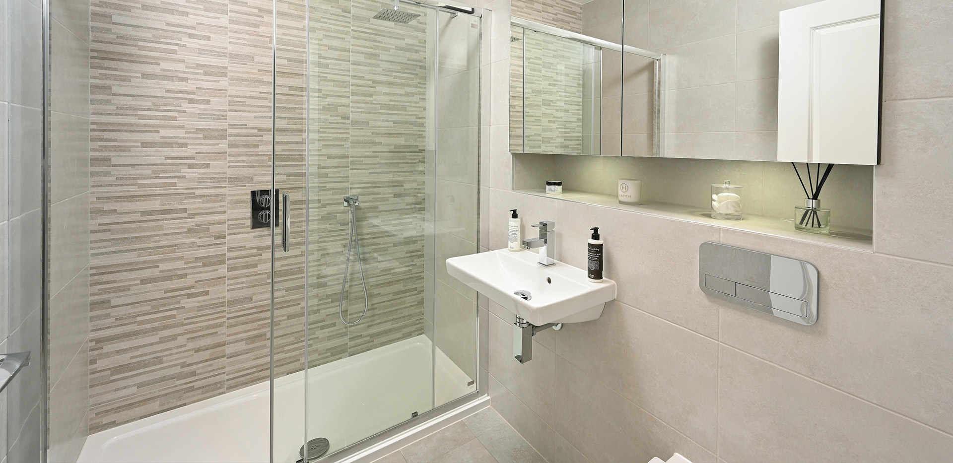 Berkeley, Royal Wells Park, Apartments, Interior, Bathroom