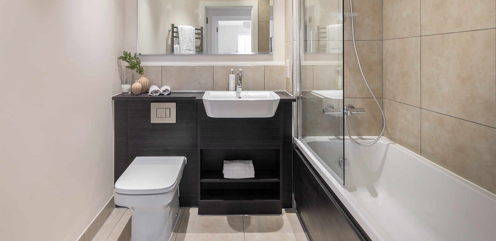 Berkeley, Victory Pier, Interior, Bathroom