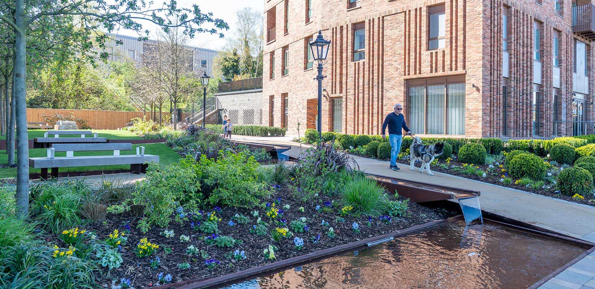 St William, Clarendon, Commercial Units, Exterior