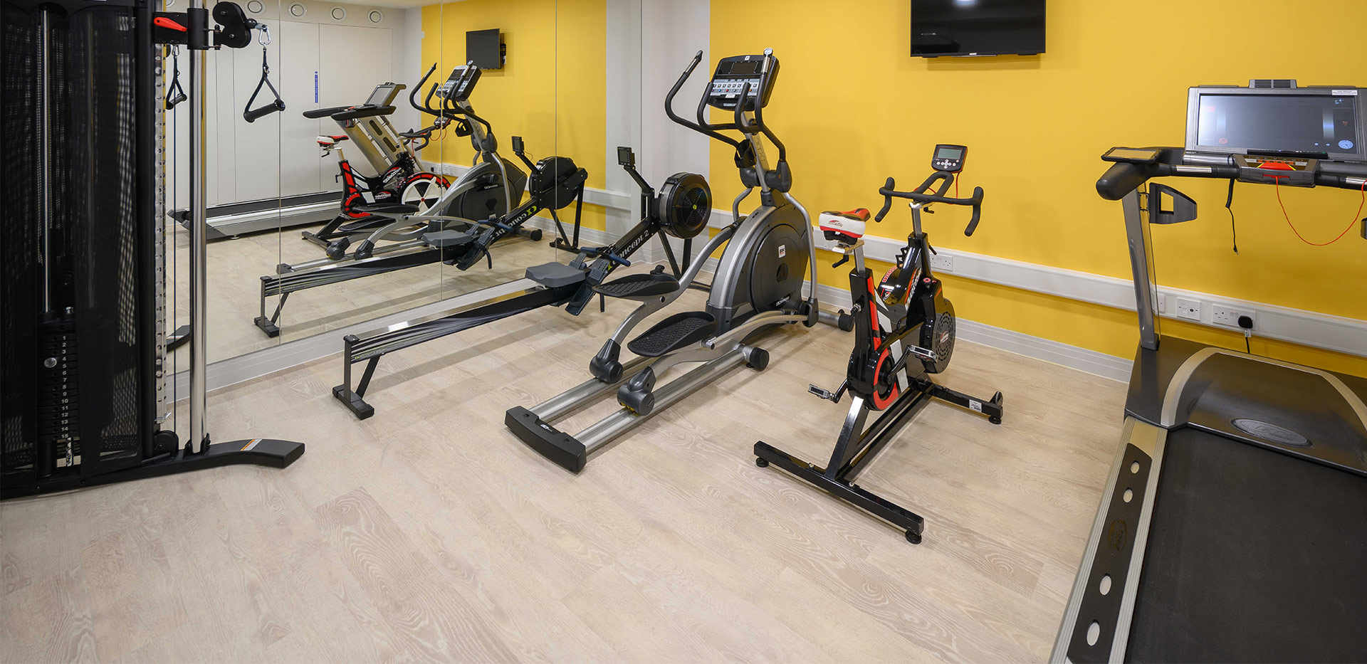 Berkeley, Lumina, Facilities