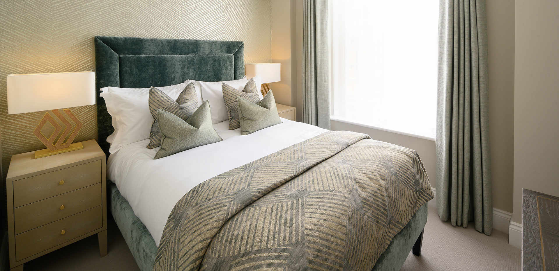 Berkeley, Quinton Court, Interior, Bedroom