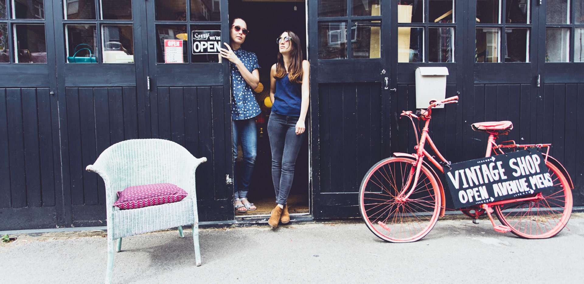 St James, Smithfield Square, Local Area, Vintage Shop