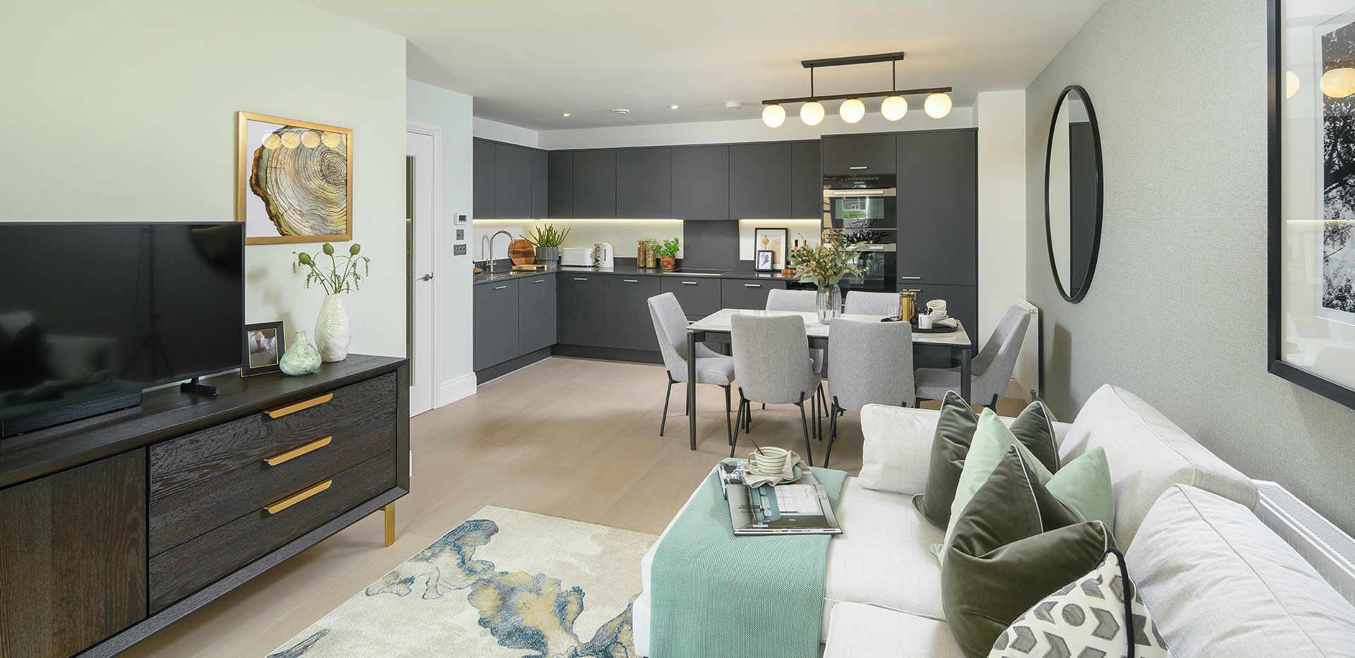 Berkeley, Quinton Court, Interior, Kitchen / Living / Dining