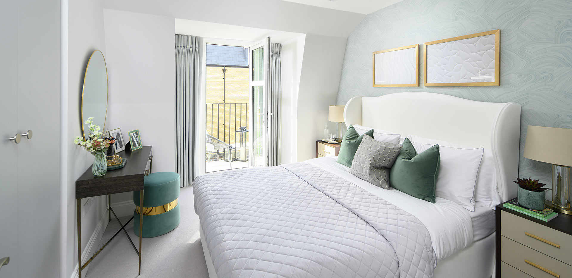 Berkeley, Quinton Court, Interior, Bedroom