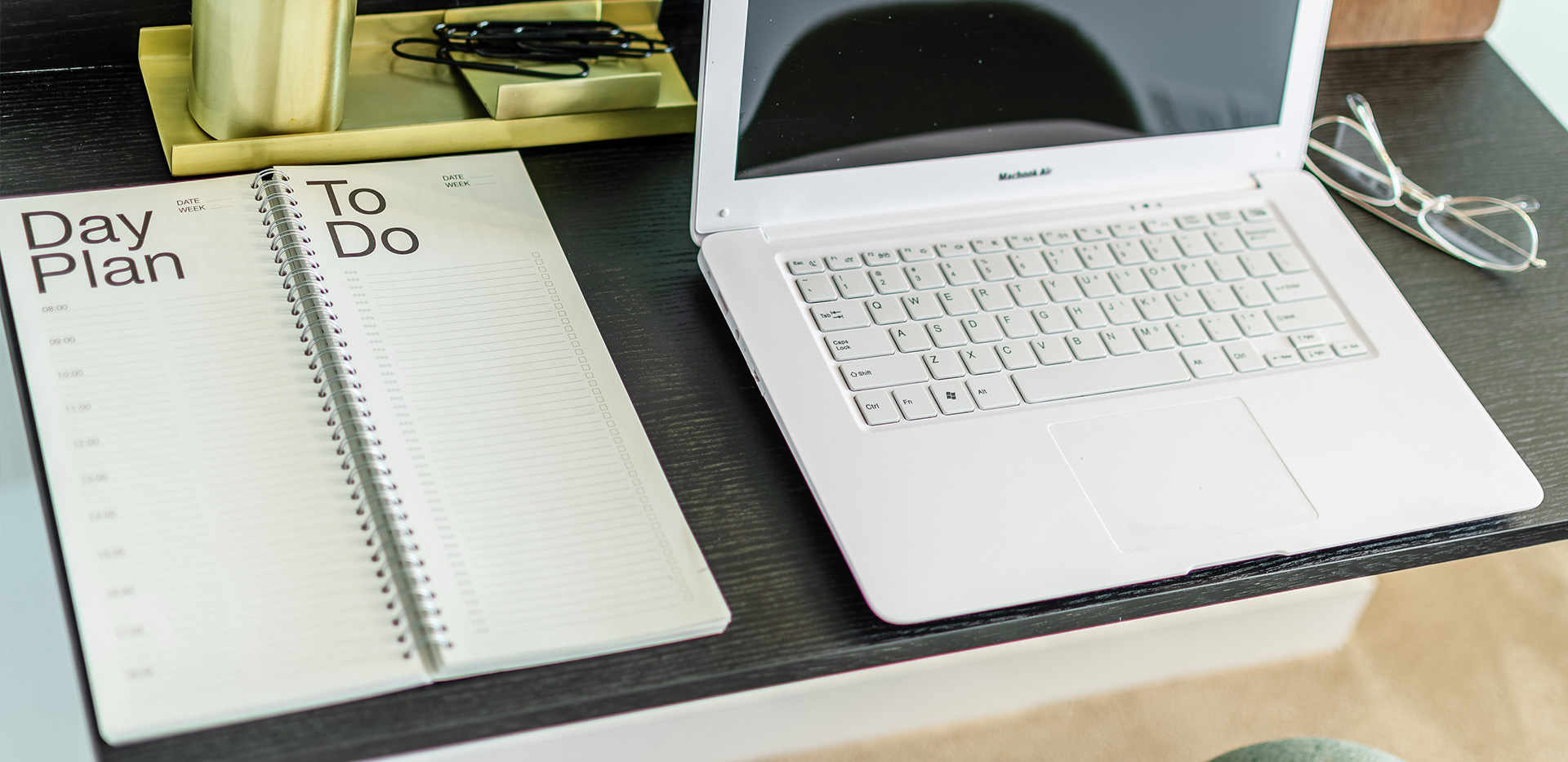 St William, The Arches, Two Bedroom Showhome A43, Desk