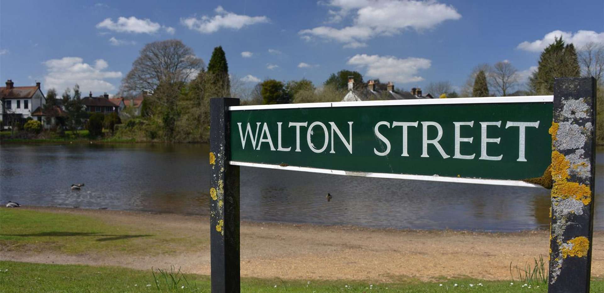 Berkeley, Sandlands Park, Walton Street, Local Area