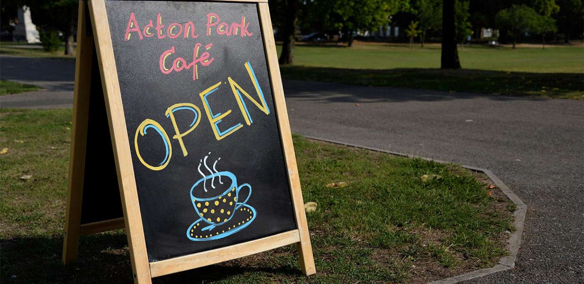 Berkeley, Napier Square, Acton Park Cafe, Local Area