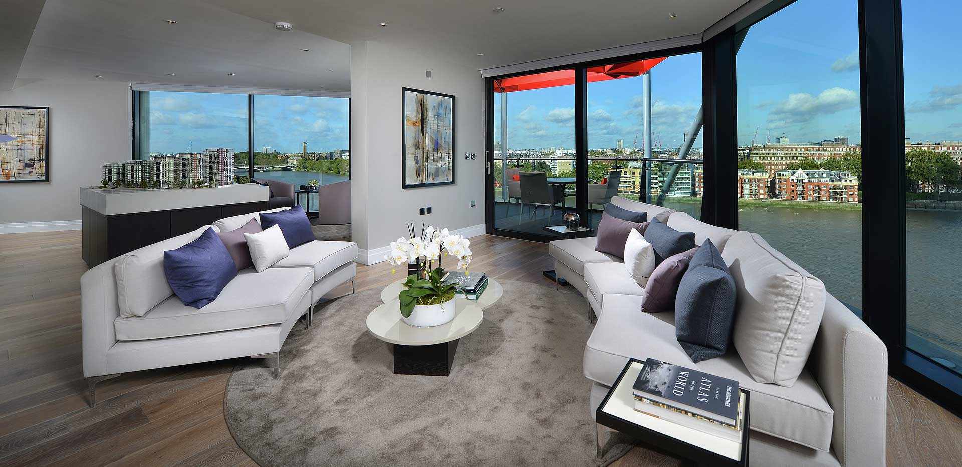 St James, Riverlight, Interior, Living area