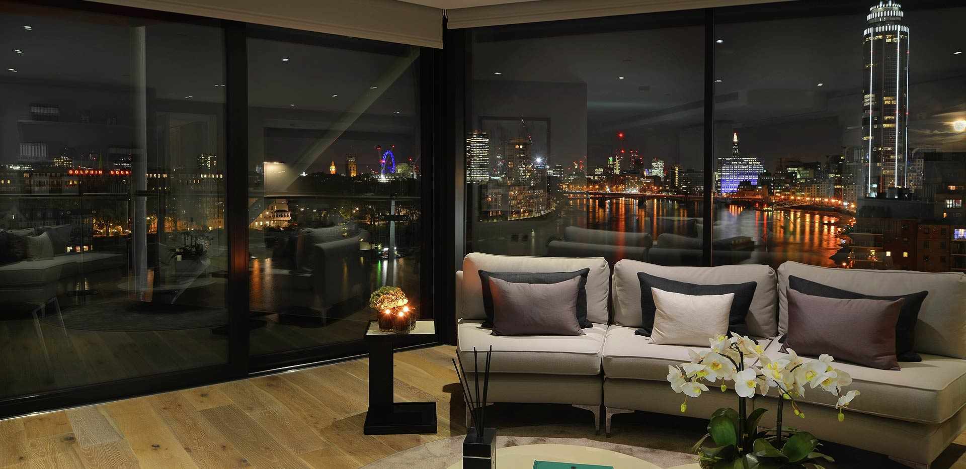 St James, Riverlight, Interior, Living area night view
