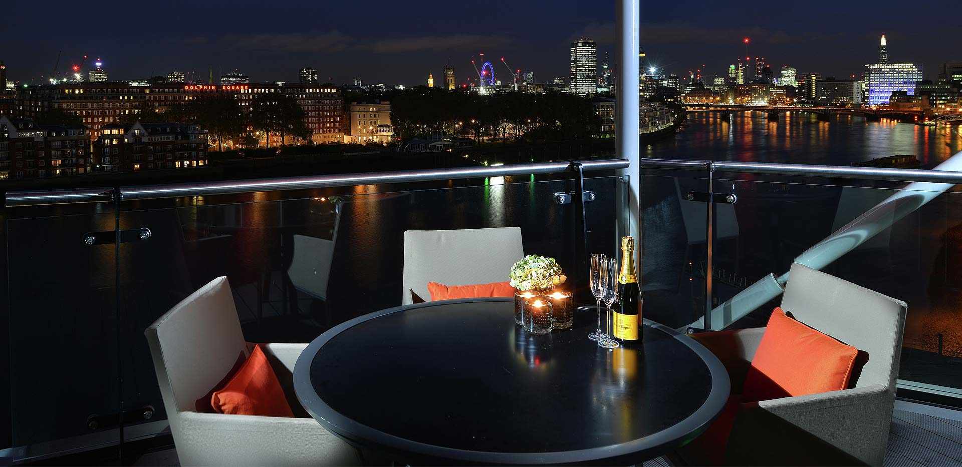 St James, Riverlight, Interior,Terrace