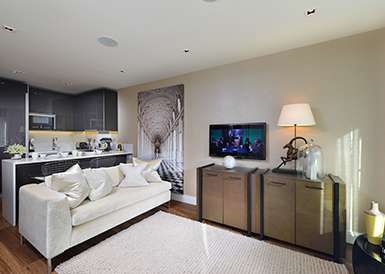 St George, Dickens Yard, Interior