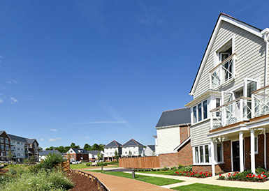 Holborough Lake, New show home