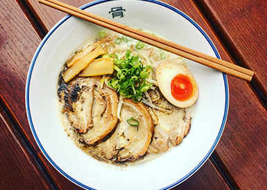 St George, Dickens Yard, Tonkotsu
