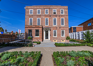 Frogmore House Restored to Former Glory