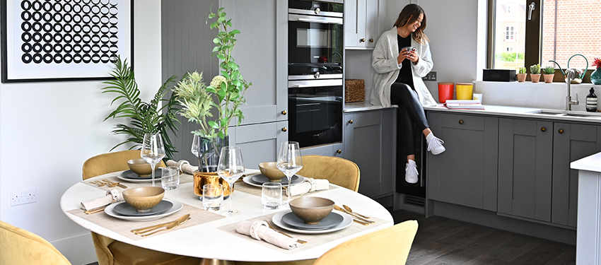 Trent Park provides idyllic setting for homebuyers in leafy north London hotspot - Header | News and Insights