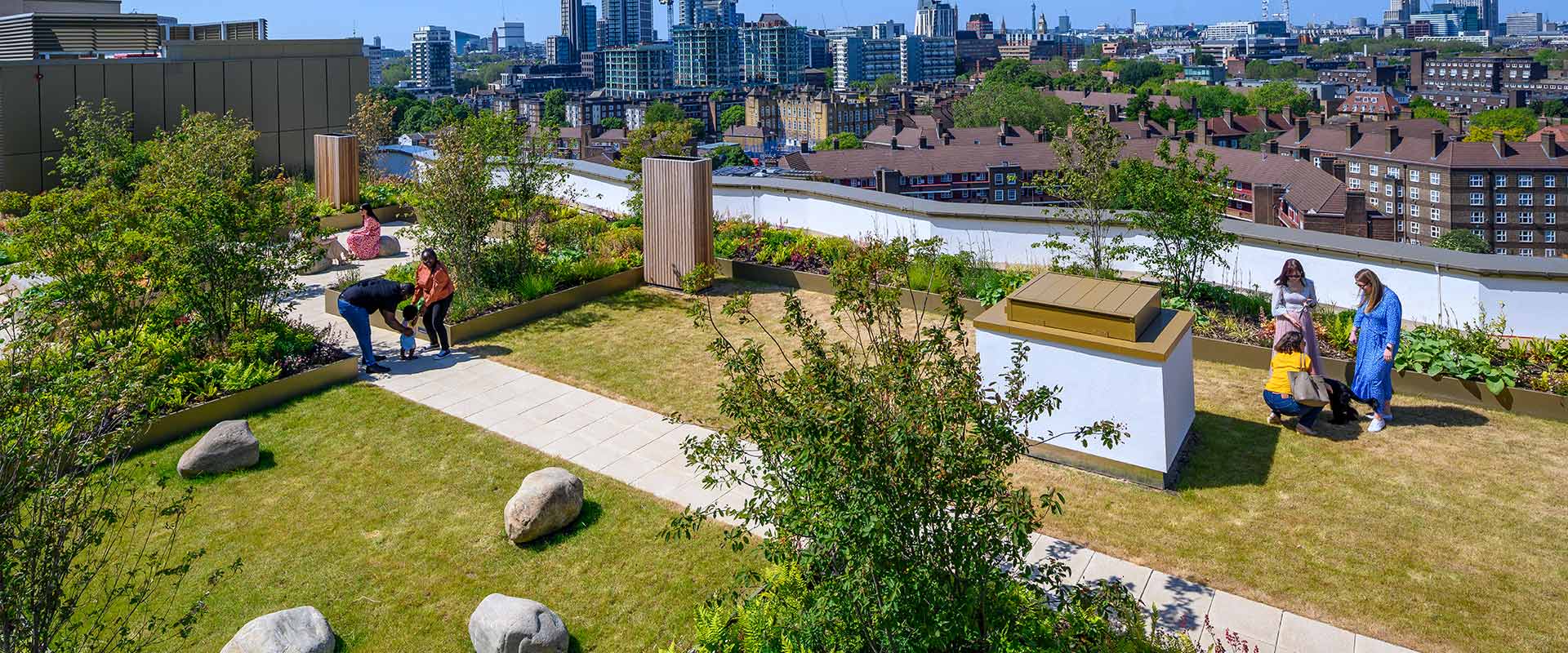 An image of a Roof Top Garden at Oval Village