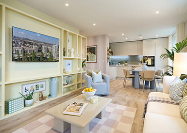 A Sunlit Waterside Luxury Apartment in Wembley