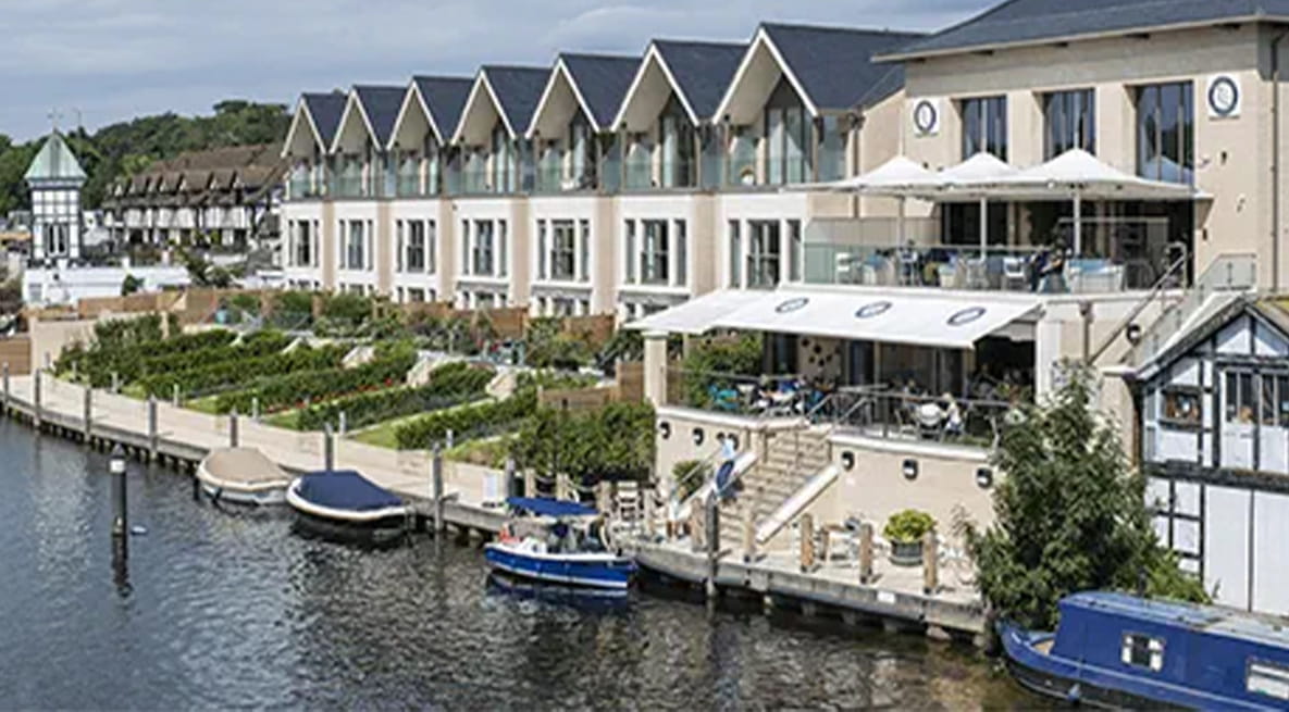 The exterior of Roux at Skindles in Buckinghamshire.